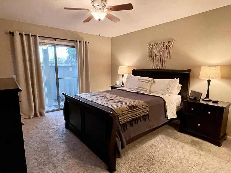 Downstairs master/primary bedroom with ensuite bathroom