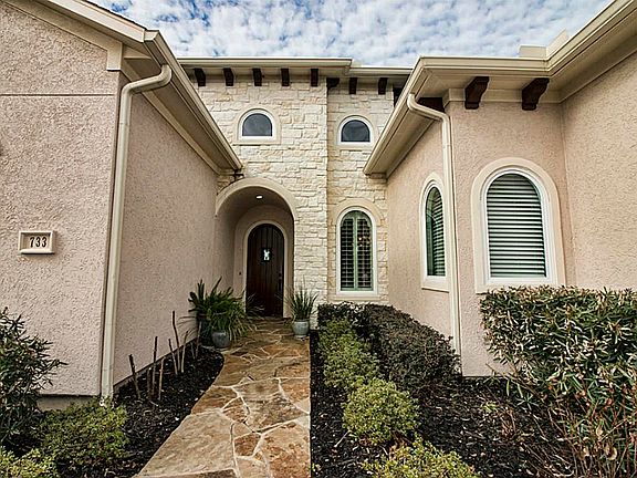 5th image of 733 Pegasus Ln