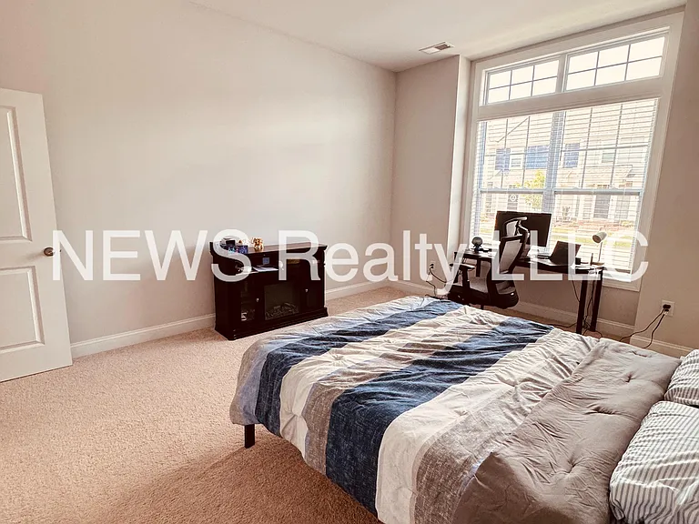 5404 Wallace Martin Way — Photo 33