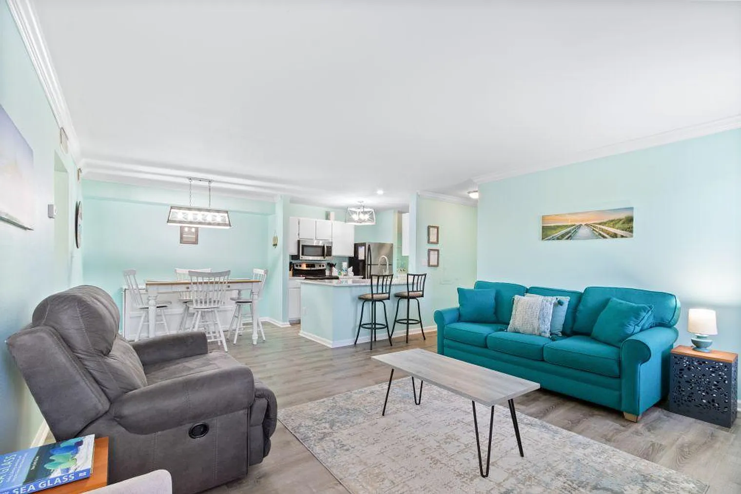 1 bed, 1.0 bath, 796 sqft, $2,607 — Photo 3