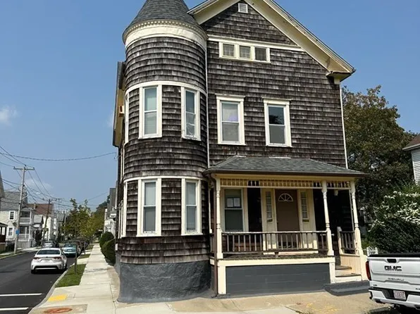 159 Hillman St, New Bedford, MA 02740