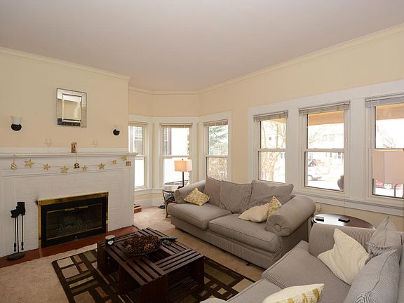 4th image of 2940 N Stowell Ave #2942