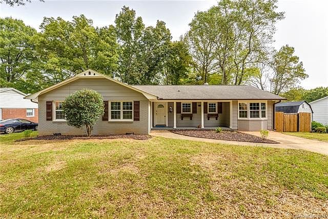 1st image of 4101 Larkspur Ln