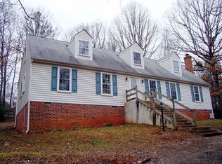 2103 Chesnut Oaks Dr, Powhatan, VA 23139