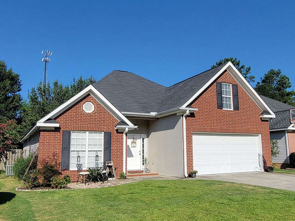 1st image of 720 Bradford Lane Lane