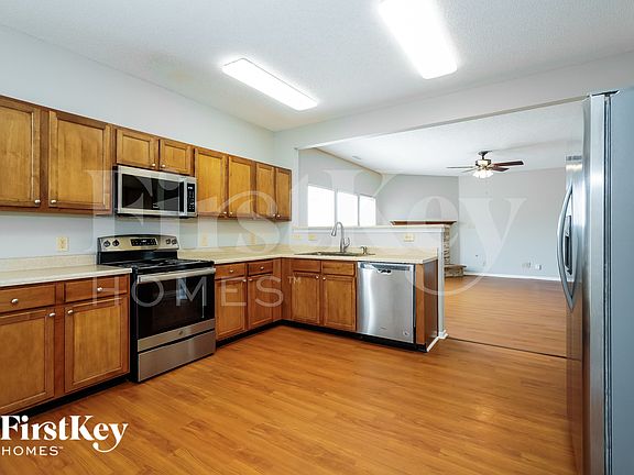 5th image of 779 Heartland Dr