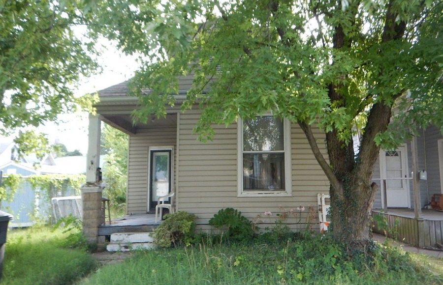 1st image of 415 N Evans Ave