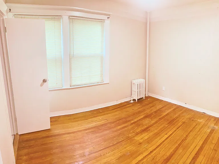 832 Calhoun Ave #1R — Photo 6