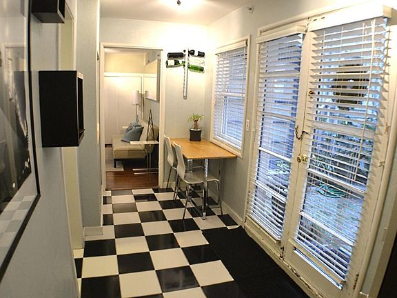 entrance and breakfast nook