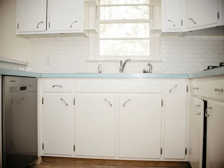 425 Spring Dr — Photo 11