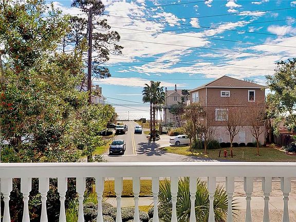 4th image of 811 Ocean Blvd