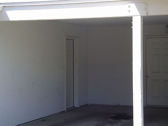carport/storage