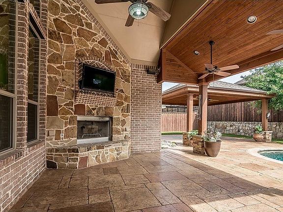 3rd image of 3754 Evita Dr