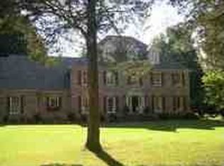 5 Deepwood Dr, Jackson, TN 38305