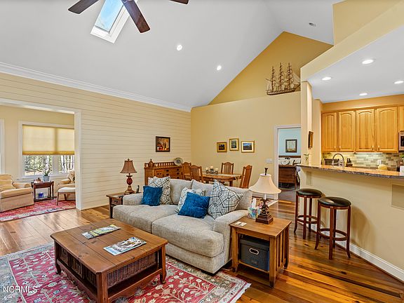 5th image of 4363 Harbortown Circle SE