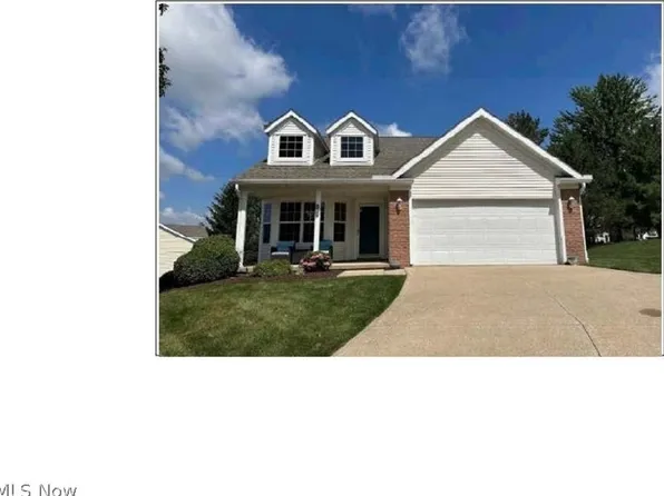 8612 Mandell Dr, Macedonia, OH 44056