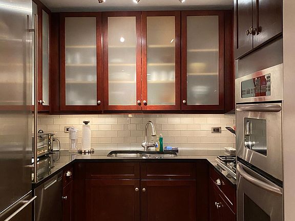 4th image of 3800 N Lake Shore Dr #1C
