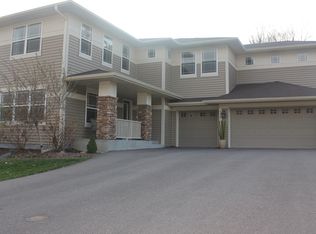 4241 Maple Hurst Dr N, Rockford, MN 55373