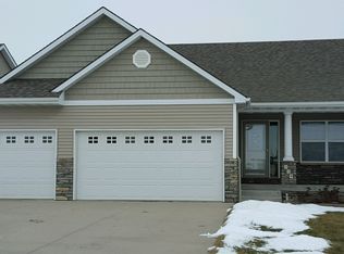 329 W Wright Rd, Norwalk, IA 50211