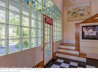 33 Park Cir, Cape Elizabeth, ME 04107