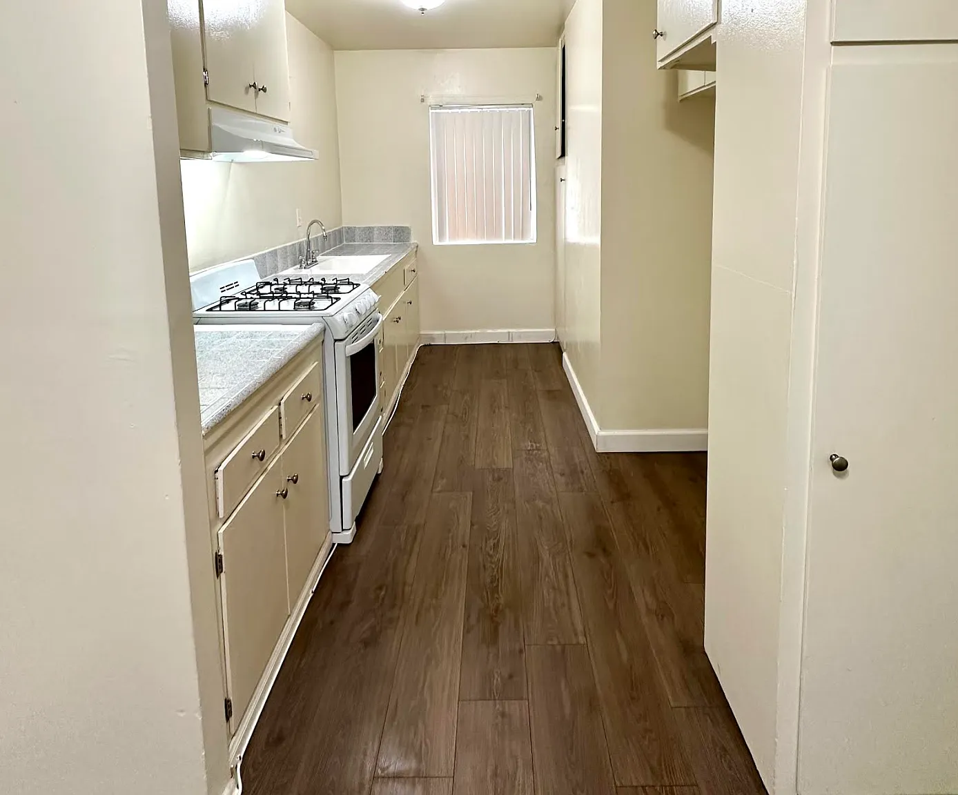 1 bed, 500 sqft, $1,795 — Photo 1