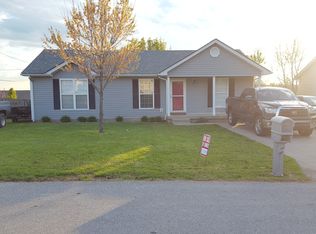 1421 Wendy Dr, Lawrenceburg, KY 40342