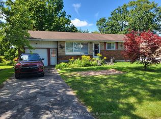 446 Norwich Ave, Woodstock, ON N4S 3W5