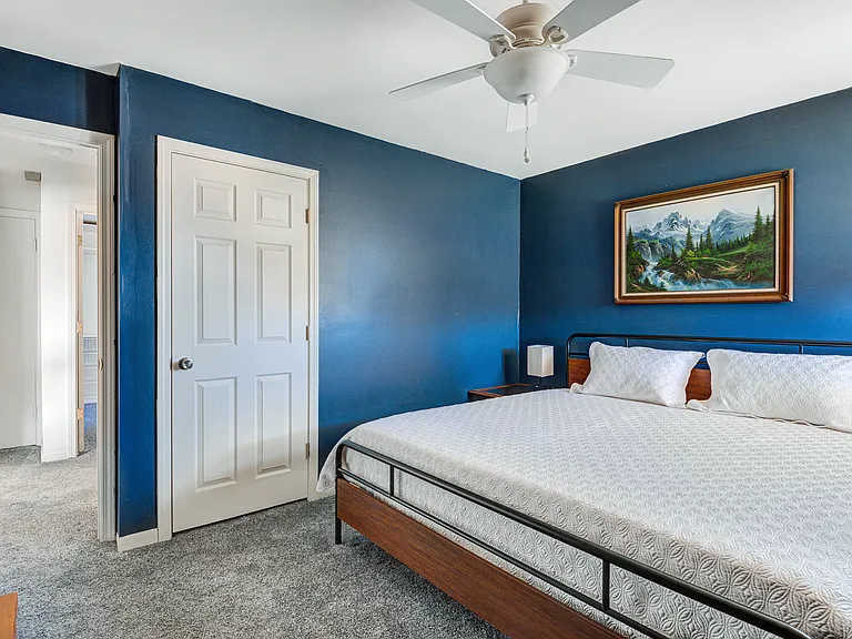 1052 N Layman Ave — Photo 18