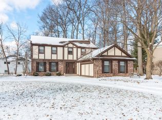 1888 Halls Carriage Path, Westlake, OH 44145