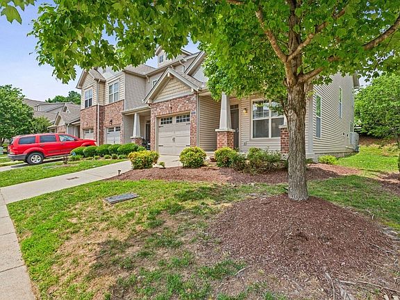 2nd image of 516 Griffin Cir