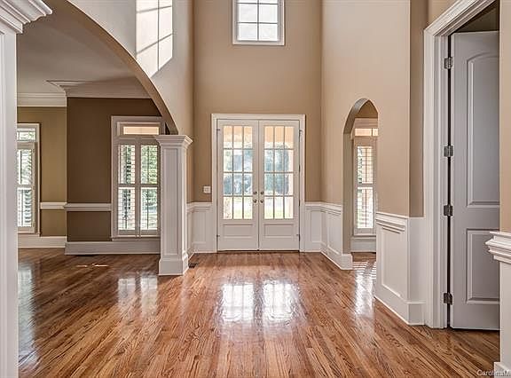 4th image of 3016 Saint Andrews Ct