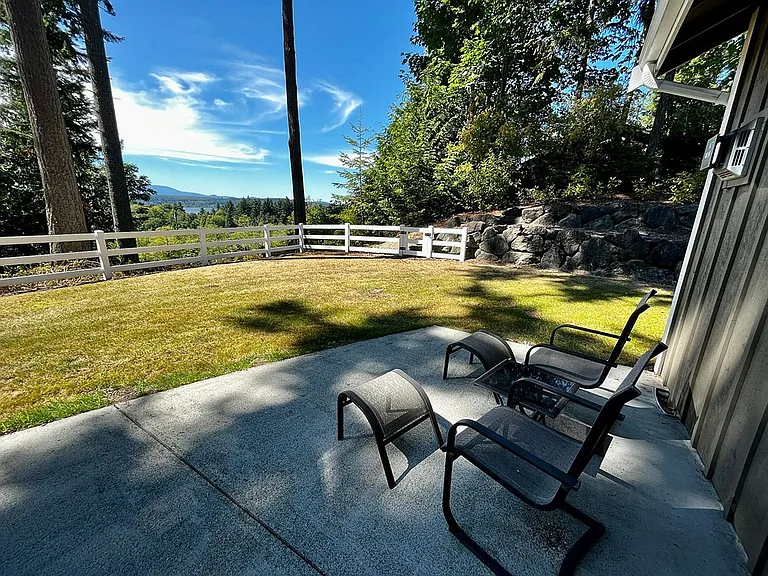 NE Bluegill Way — Photo 4
