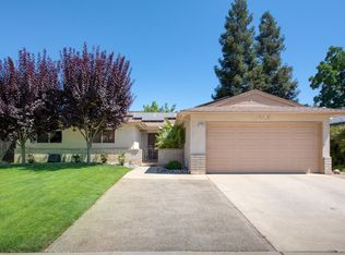 1488 W Locust Ave, Fresno, CA