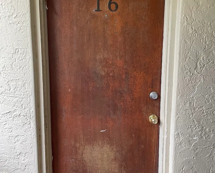 416 W Tift Ave #4 — Photo 2