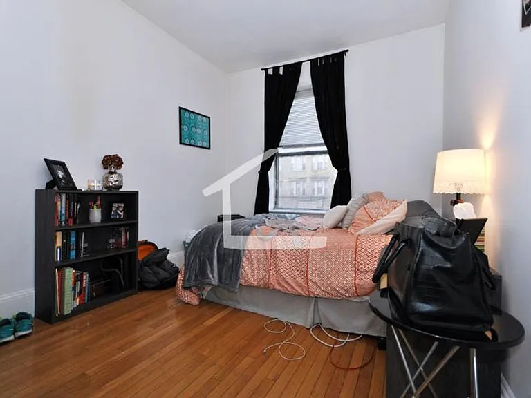 878 Huntington Ave #A2 — Photo 4