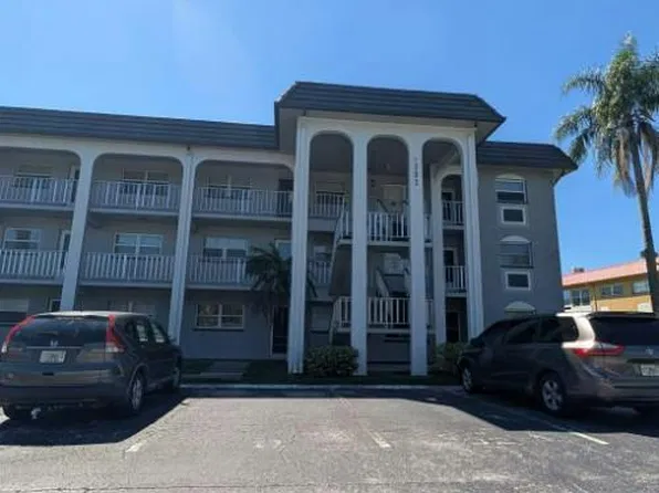 1303 S Hercules Ave APT 11, Clearwater, FL 33764