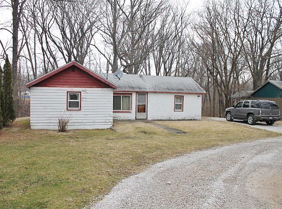 3rd image of 947 Shank Dr