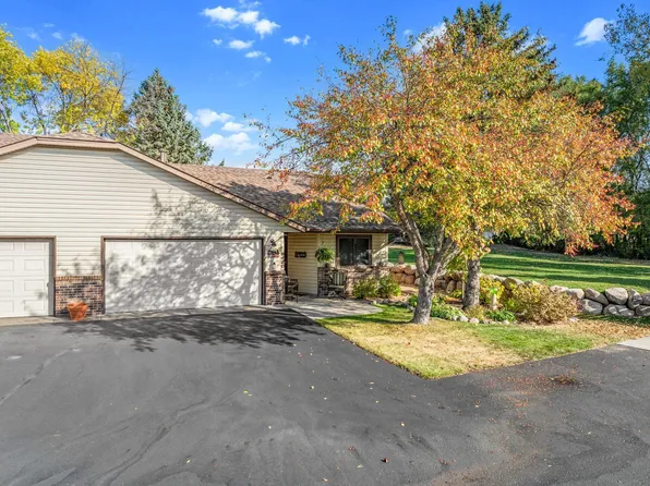 542 Auburn Pl NW #D, Elk River, MN 55330