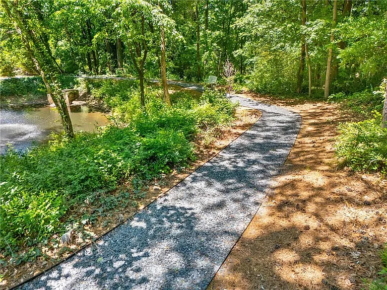 46 Mount Vernon Cir — Photo 35