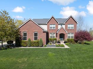 717 Dennison Ct, Oakland, MI 48363