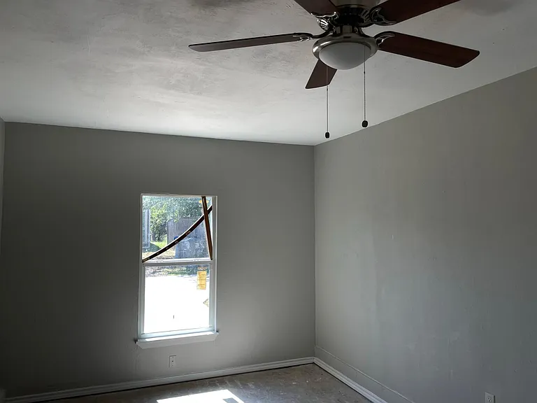 9904 Cedar Mountain Cir — Photo 8
