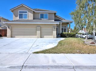 1698 San Pablo Ct, Hollister, CA