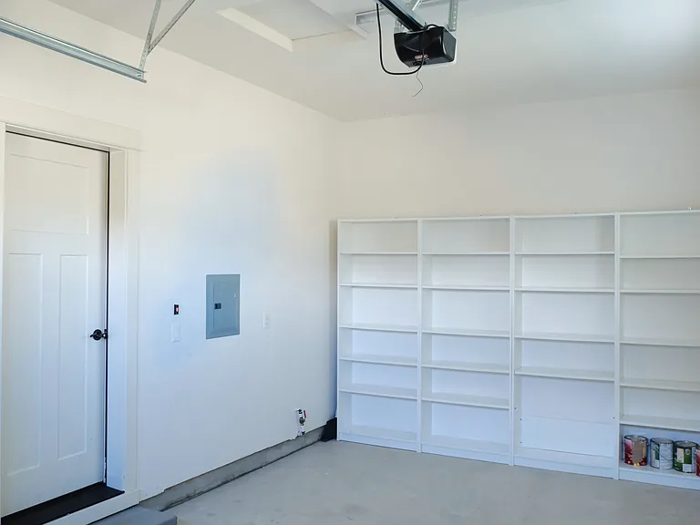 13704 NW 52nd Ave #B — Photo 18
