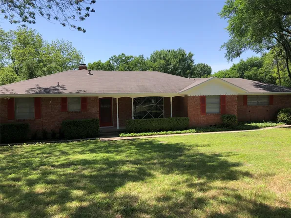 608 Spinner Rd, Desoto, TX 75115