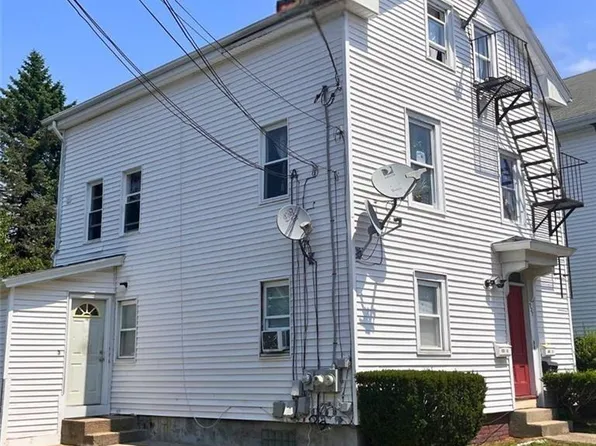927 Branch Ave, Providence, RI 02904