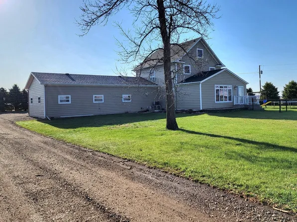 12598 396th Ave, Bath, SD 57427