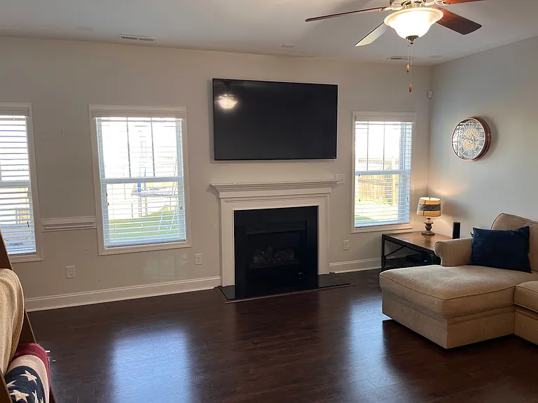 209 Brentmoor Dr — Photo 14