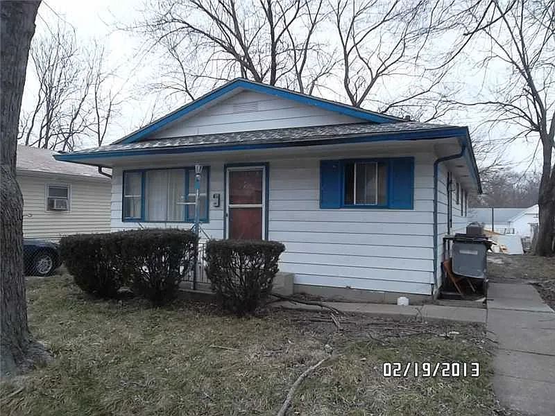 929 N Belmont Ave photo 1
