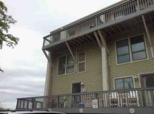 69 N Shore Dr, South Haven, MI 49090