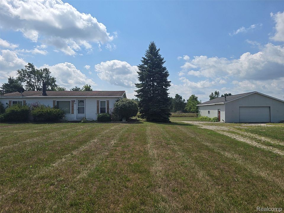 1st image of 8989 Simpson Rd